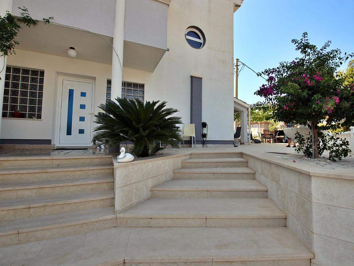 Apartment Anda-1 By Interhome Trogir Bagian luar foto