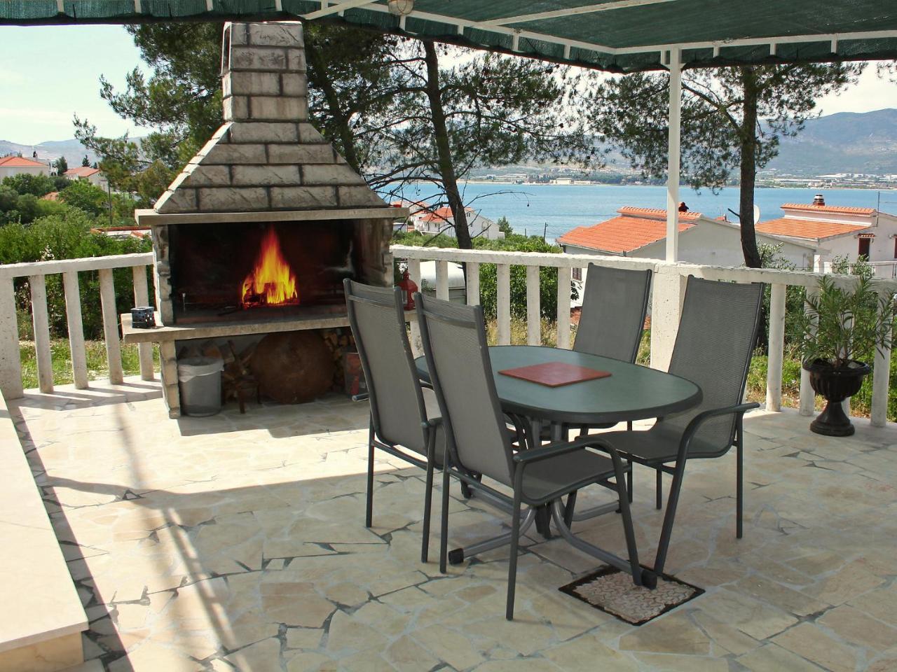 Apartment Anda-1 By Interhome Trogir Bagian luar foto